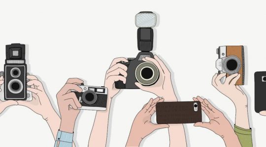 بهترین دوربین برای تولید محتوا چیست؟ دوربین موبایل یا دوربین فیلم برداری